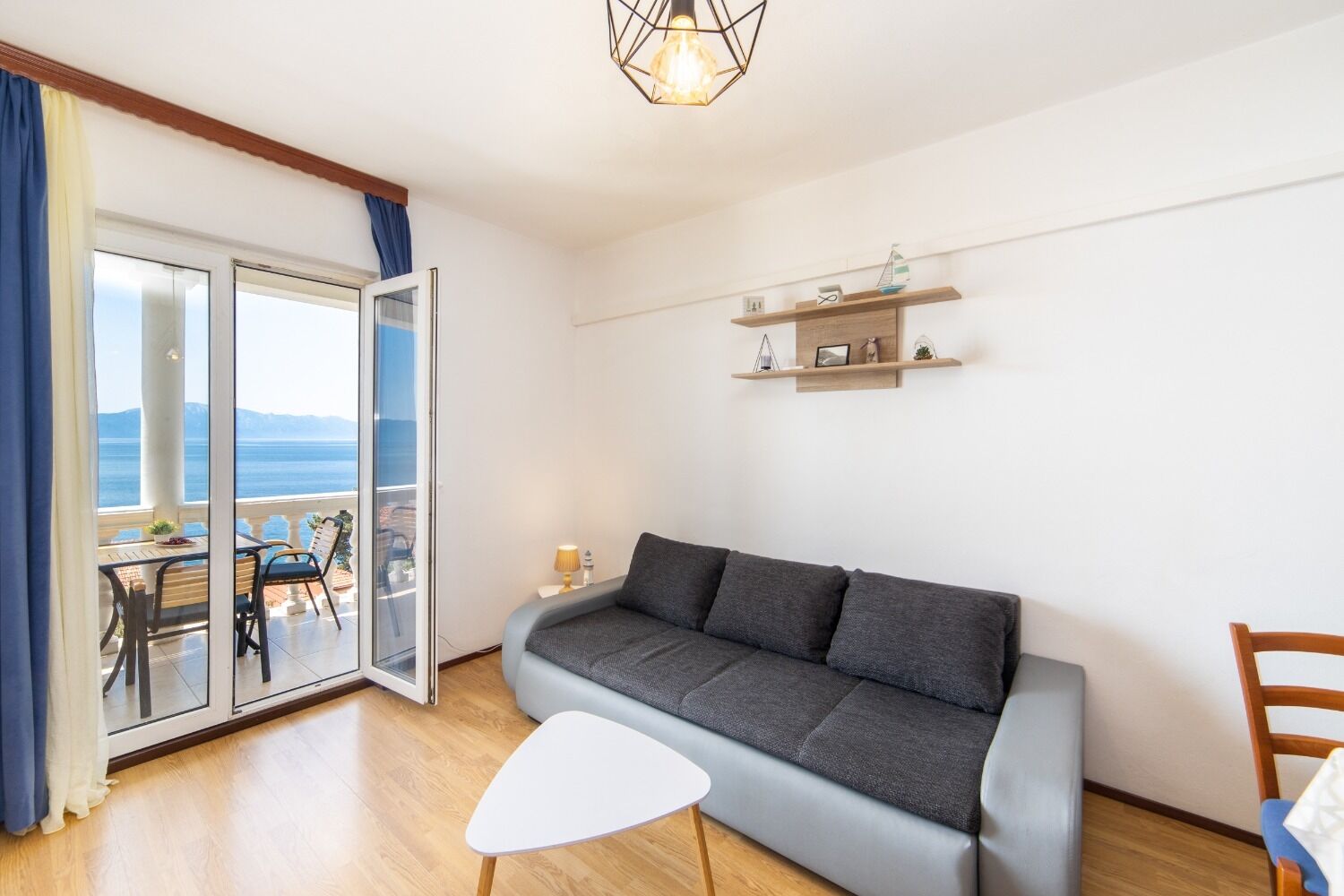 Apartments More 10392-A3