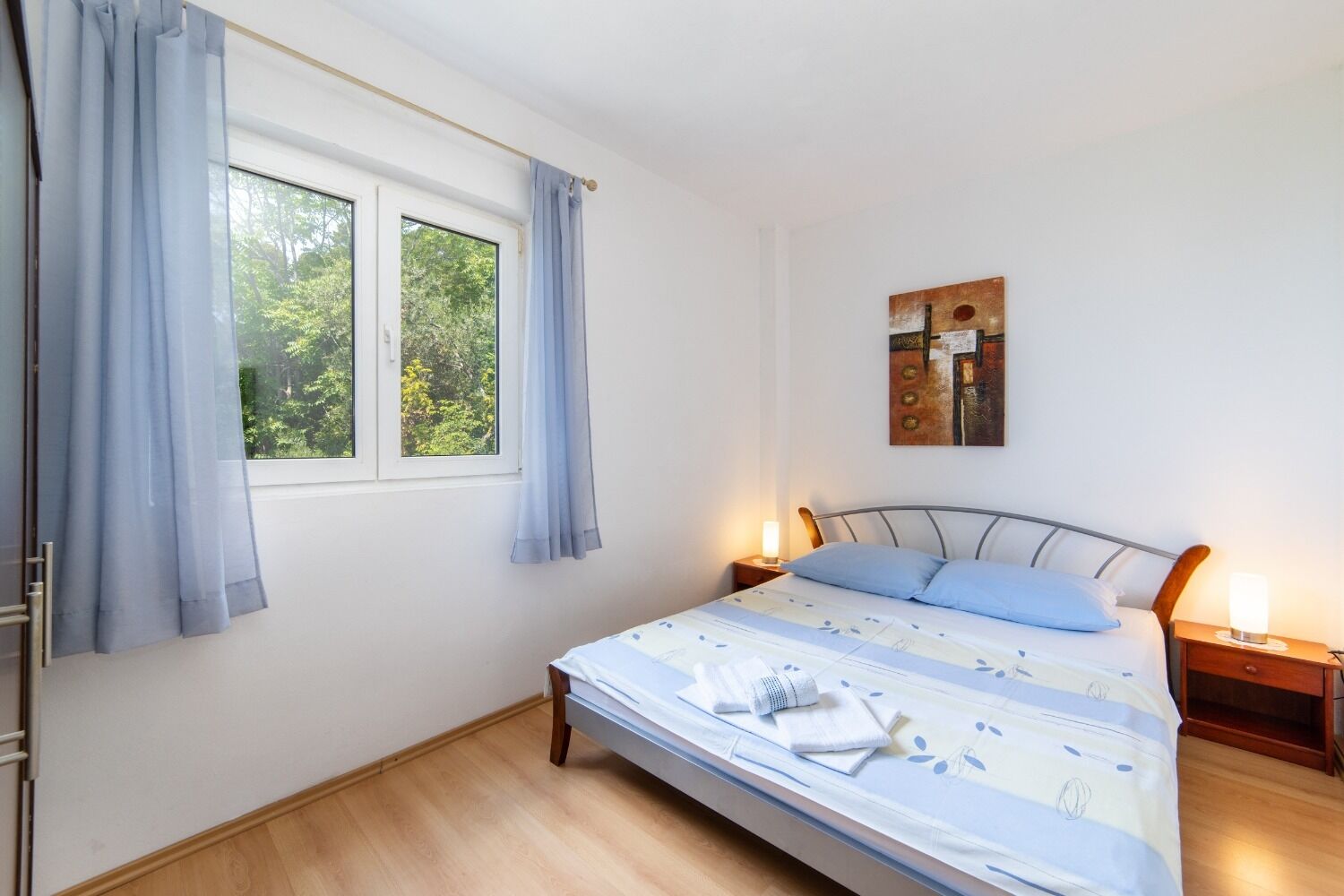 Apartments More 10392-A3