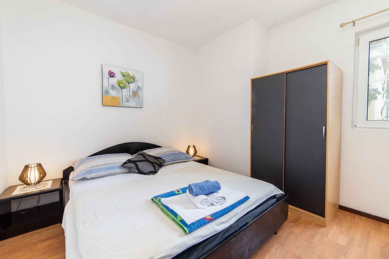 Apartments More 10392-A5