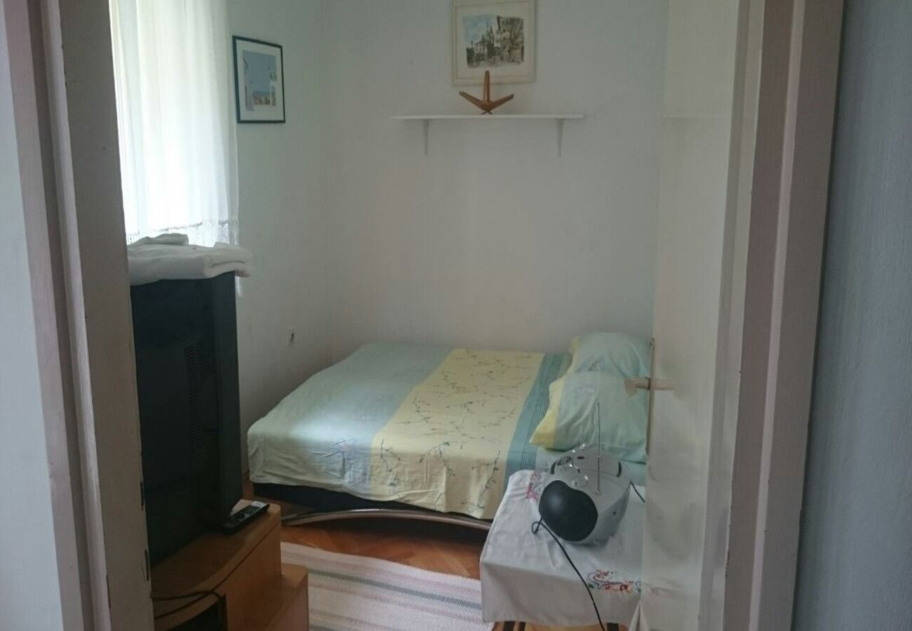 Apartment Dari 103911-A1