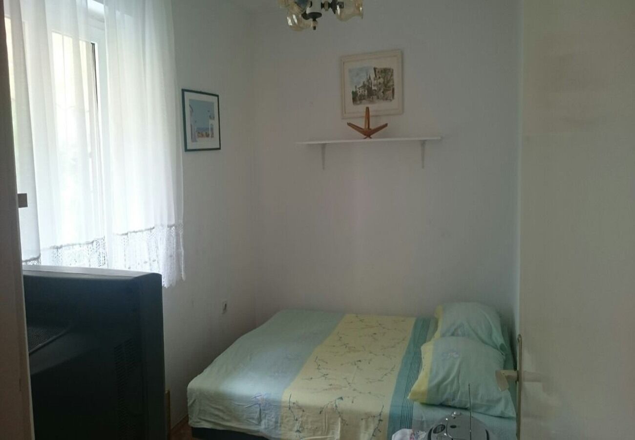 Apartment Dari 103911-A1