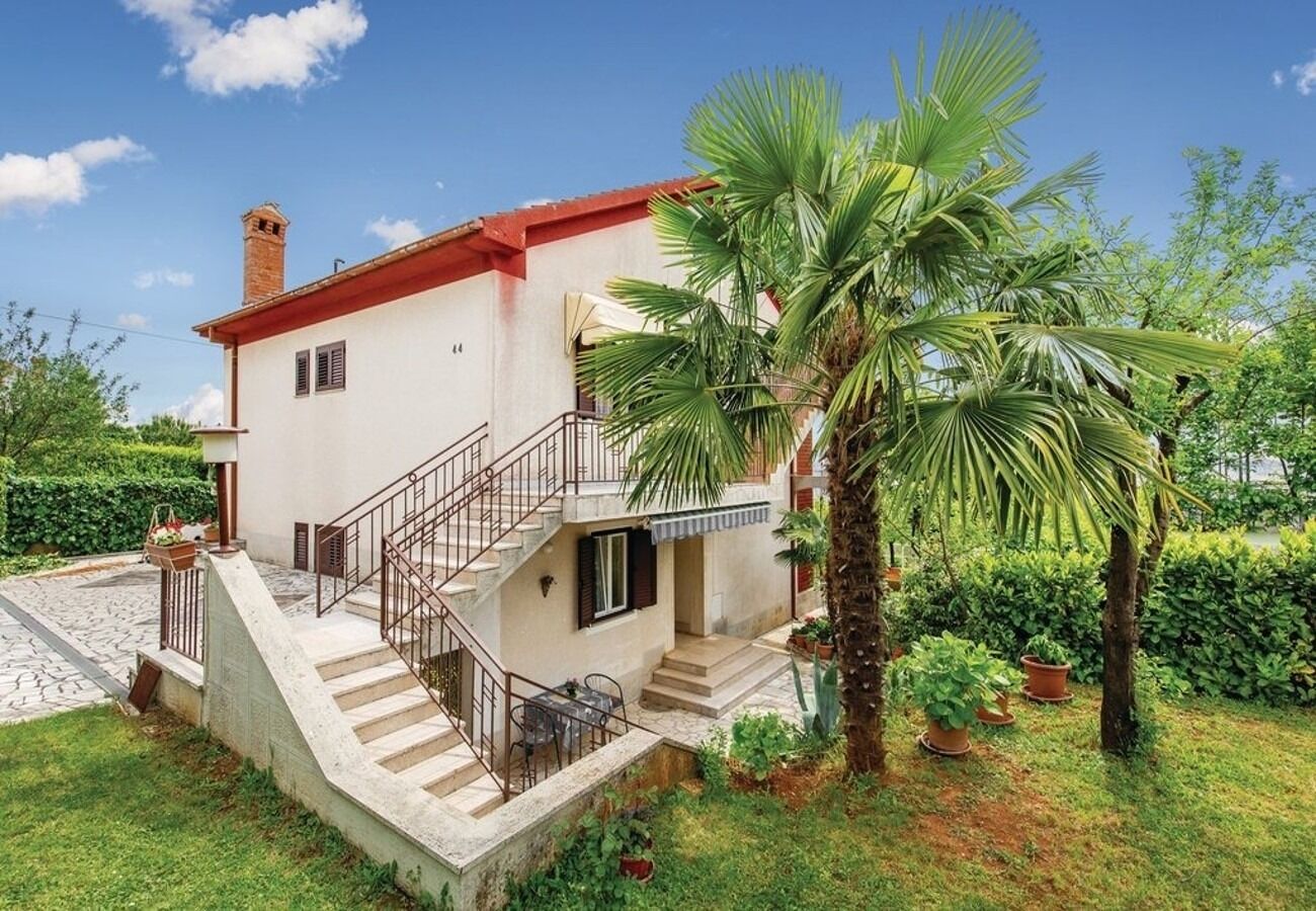 Apartment Dari 103911-A1