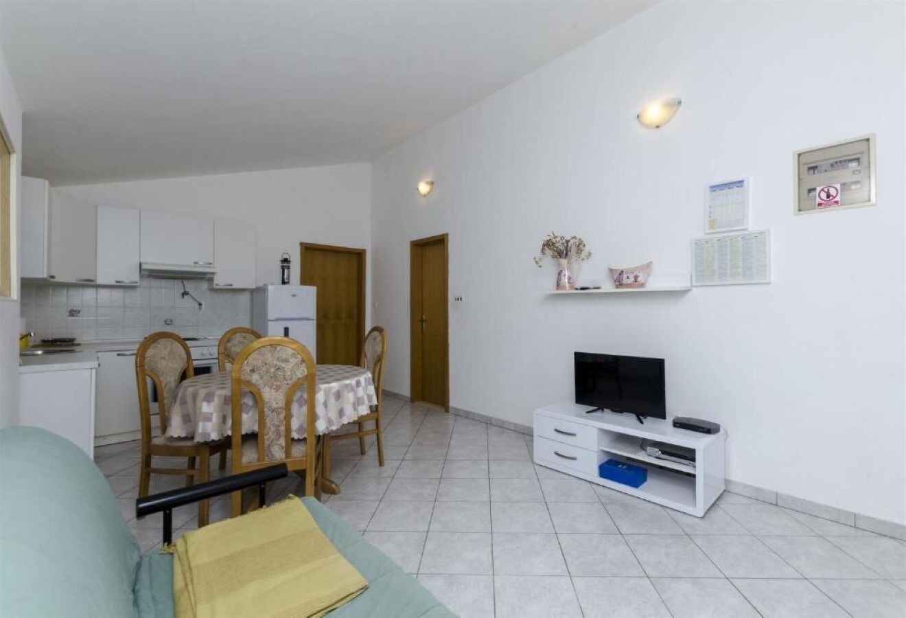 Apartments Mil 103931-A2