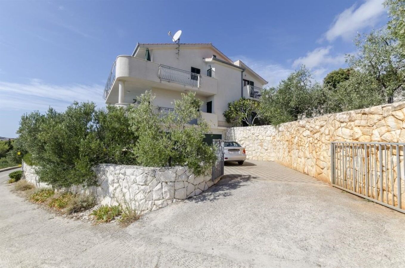 Apartments Mil 103931-A1