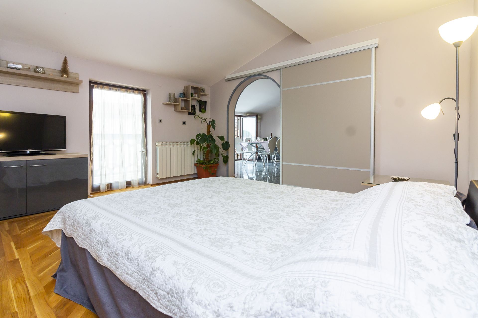Apartments Mir 103971-A5
