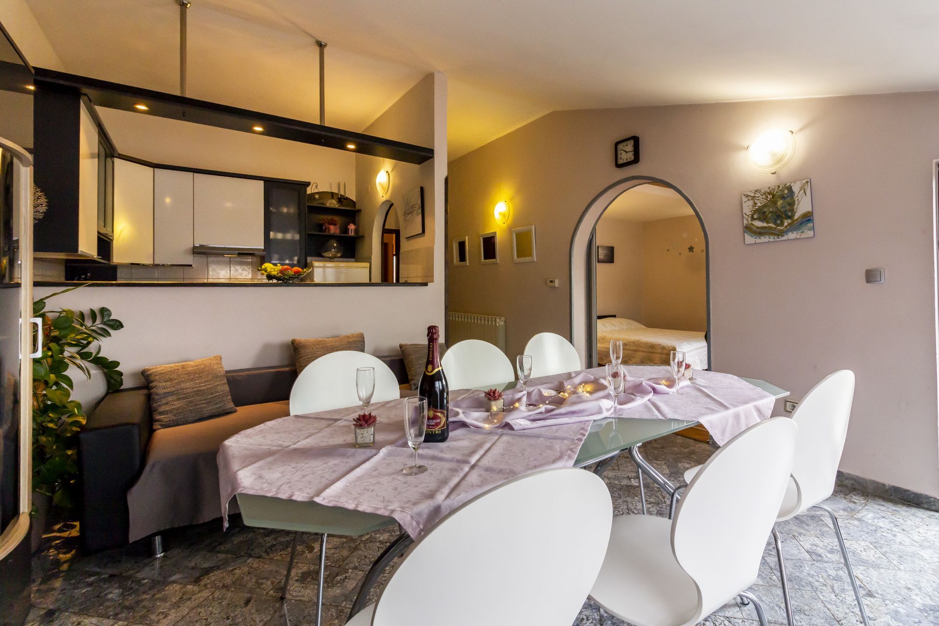 Apartments Mir 103971-A5