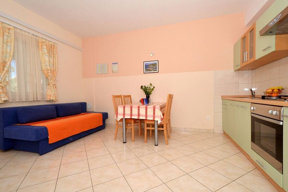 Apartments Sima 104011-A4
