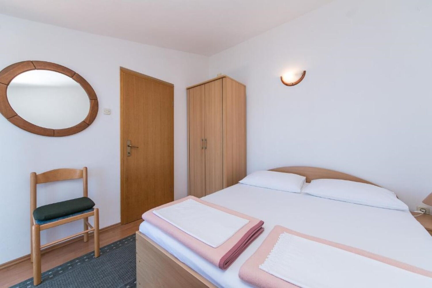Apartments Gordan 104031-A1