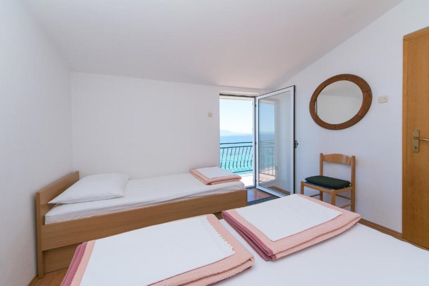 Apartments Gordan 104031-A1