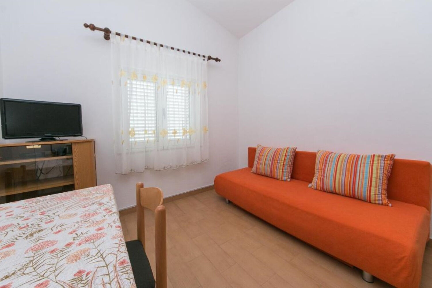 Apartments Gordan 104031-A2