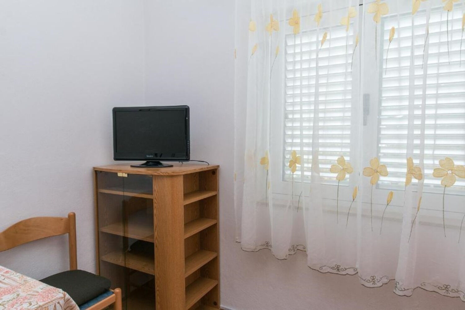 Apartments Gordan 104031-A2