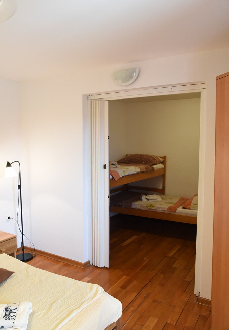 Apartments Ema 104051-A1