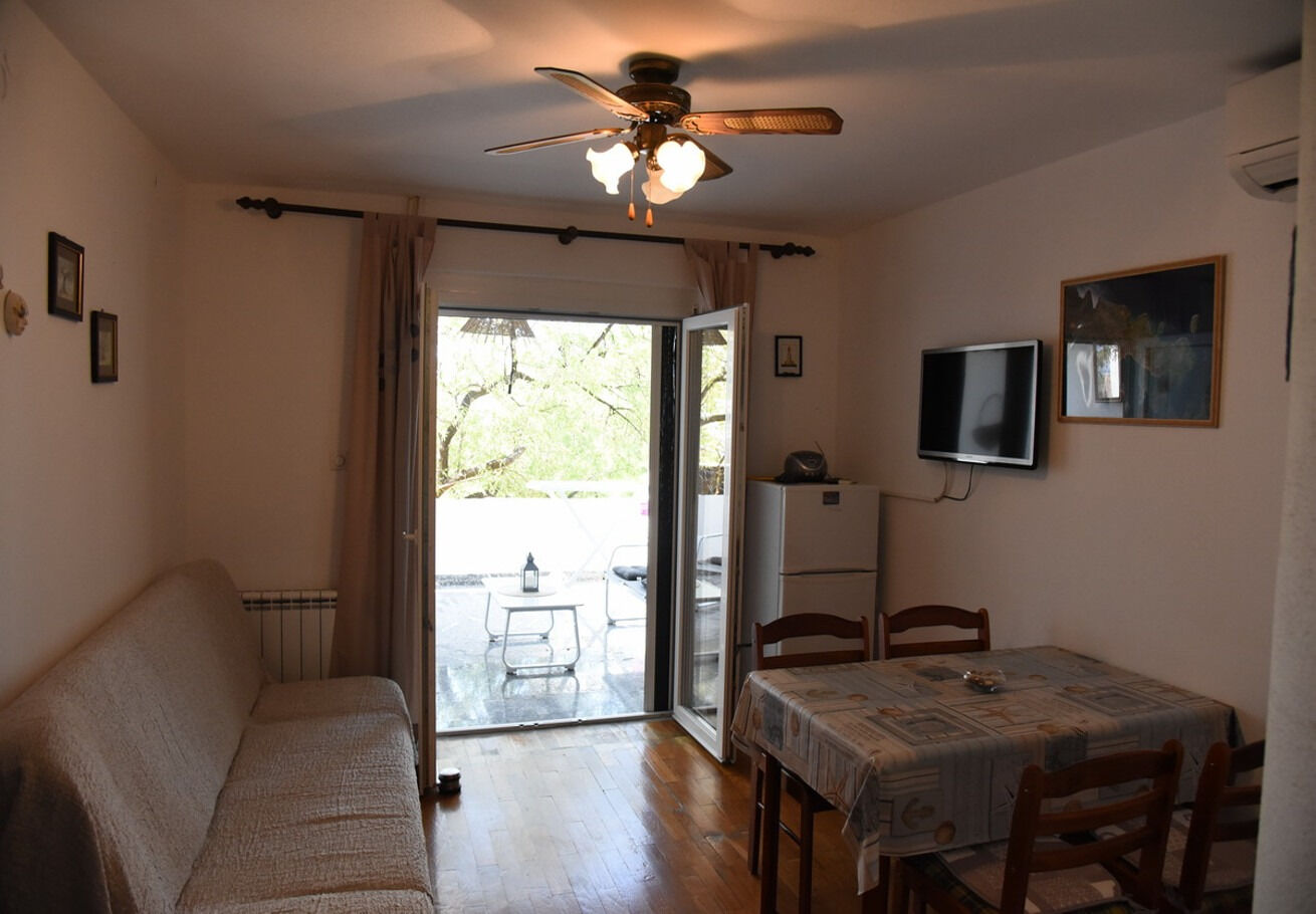 Apartments Ema 104051-A2