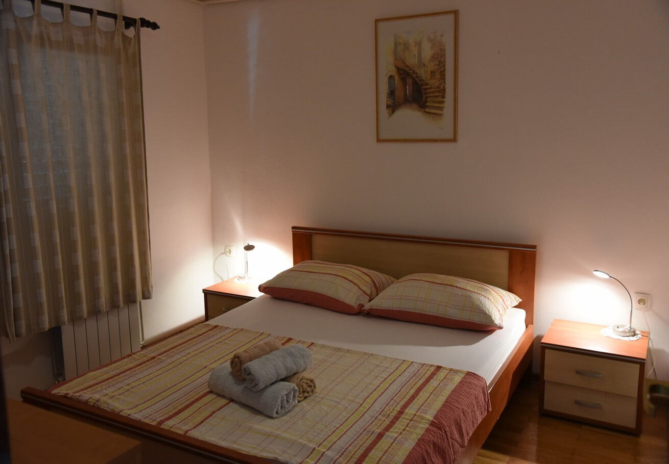 Apartments Ema 104051-A2