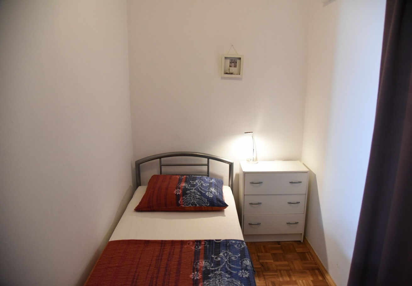 Apartments Ema 104051-A3