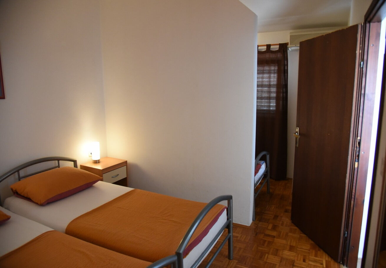 Apartments Ema 104051-A3