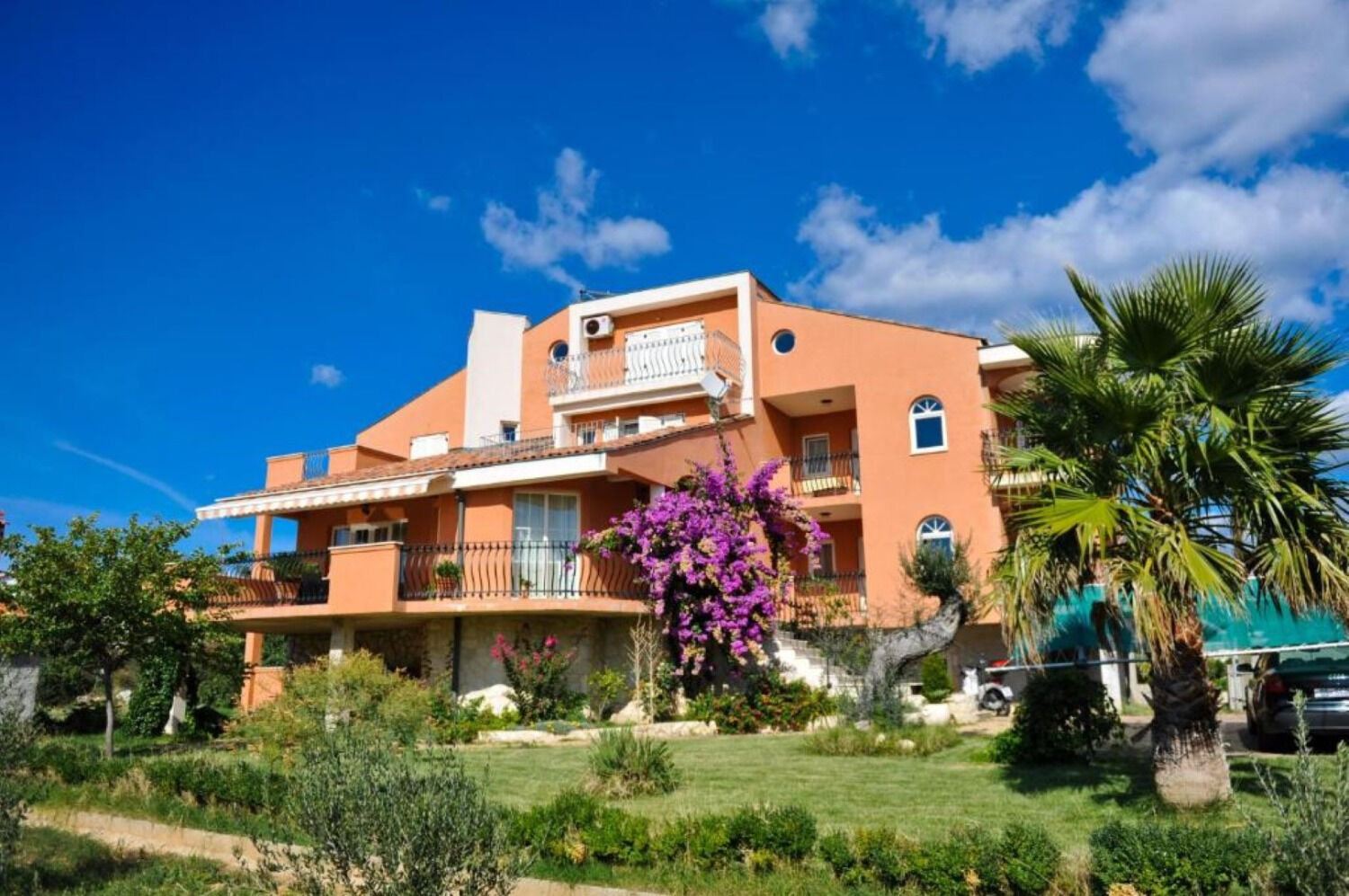 Apartments Nada 104101-A1