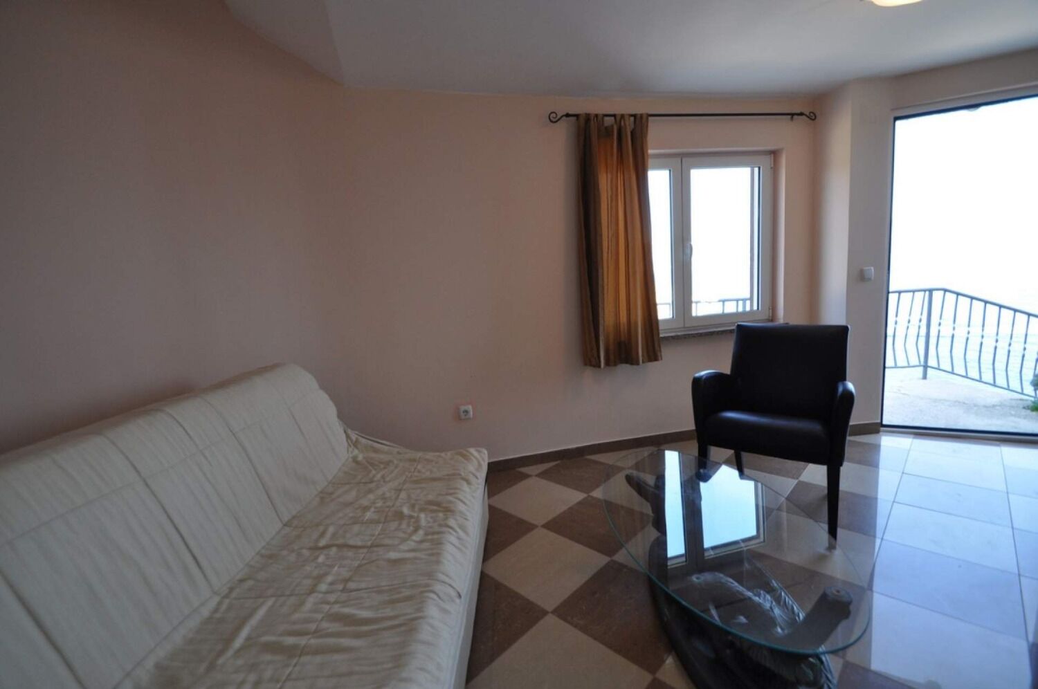 House Bernardica 104121-K1