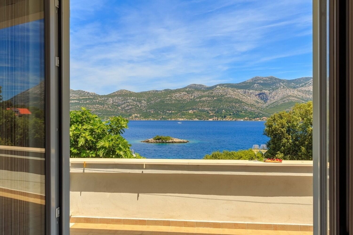 Apartments Mari 104201-A1