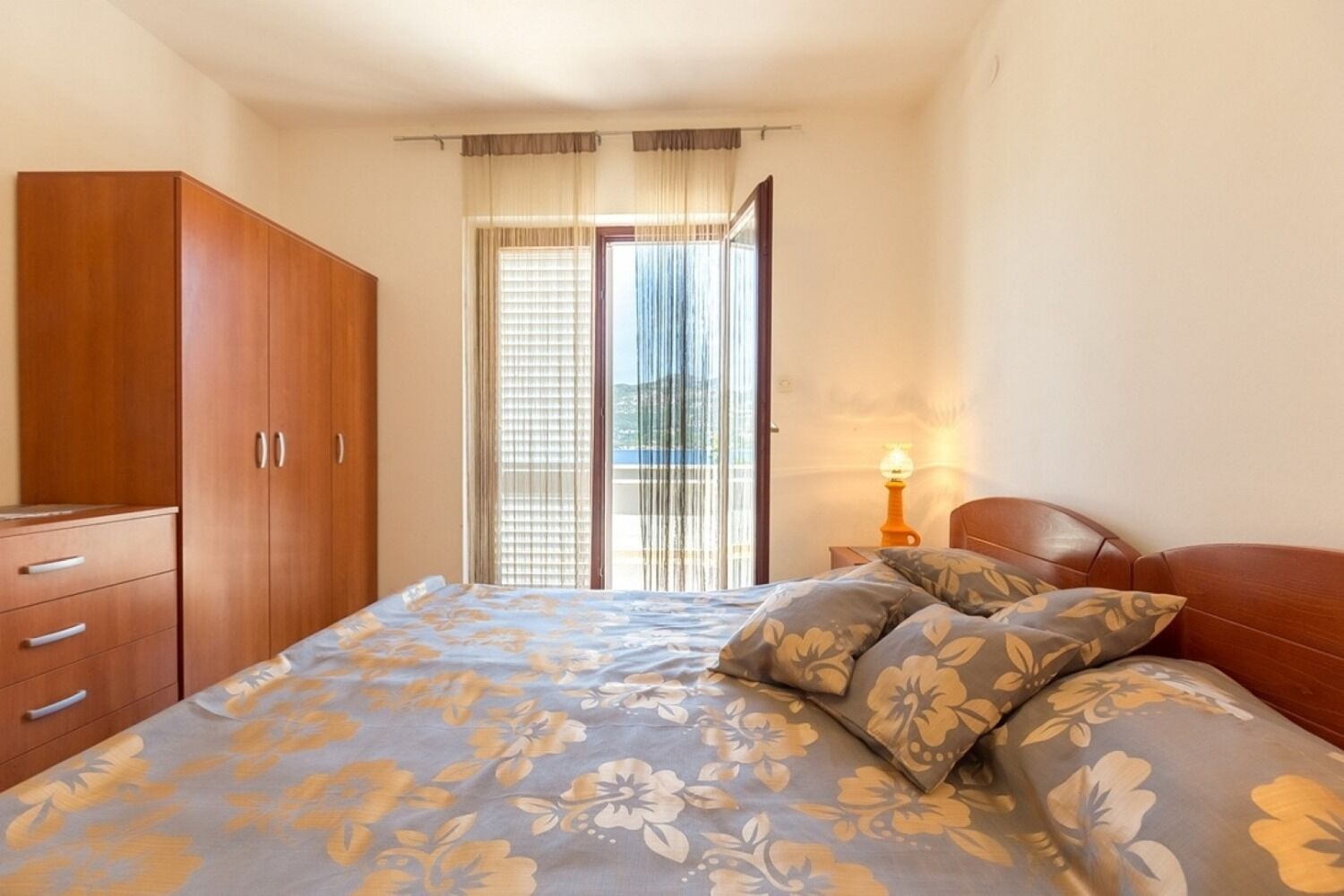 Apartments Mari 104201-A1