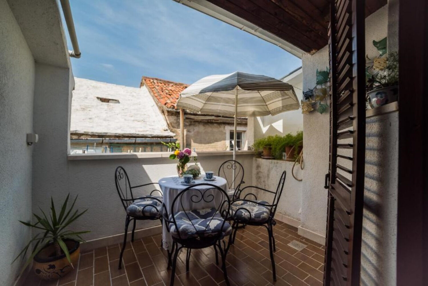 Apartments Ela 10423-A1