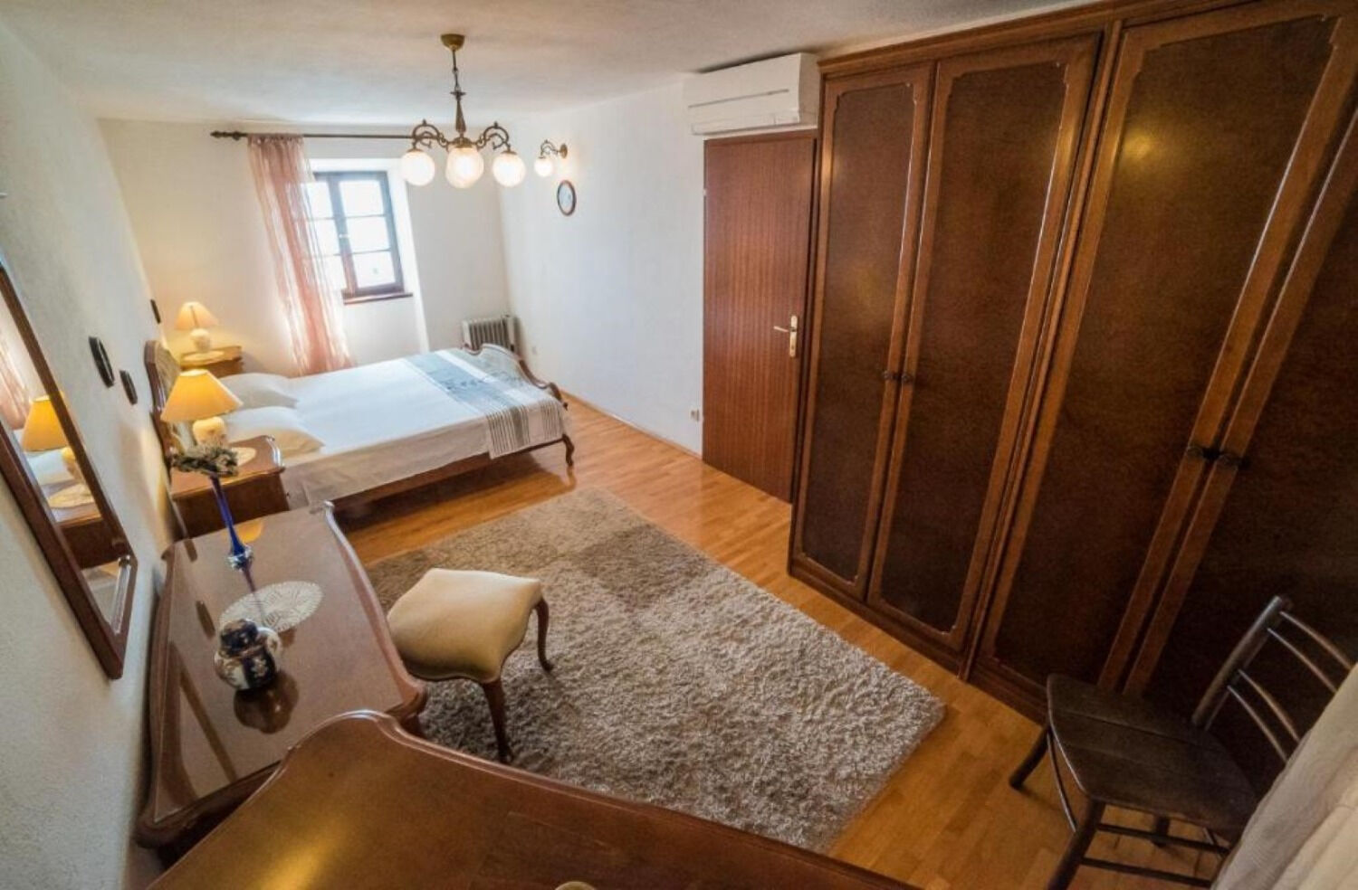Apartments Ela 10423-A1