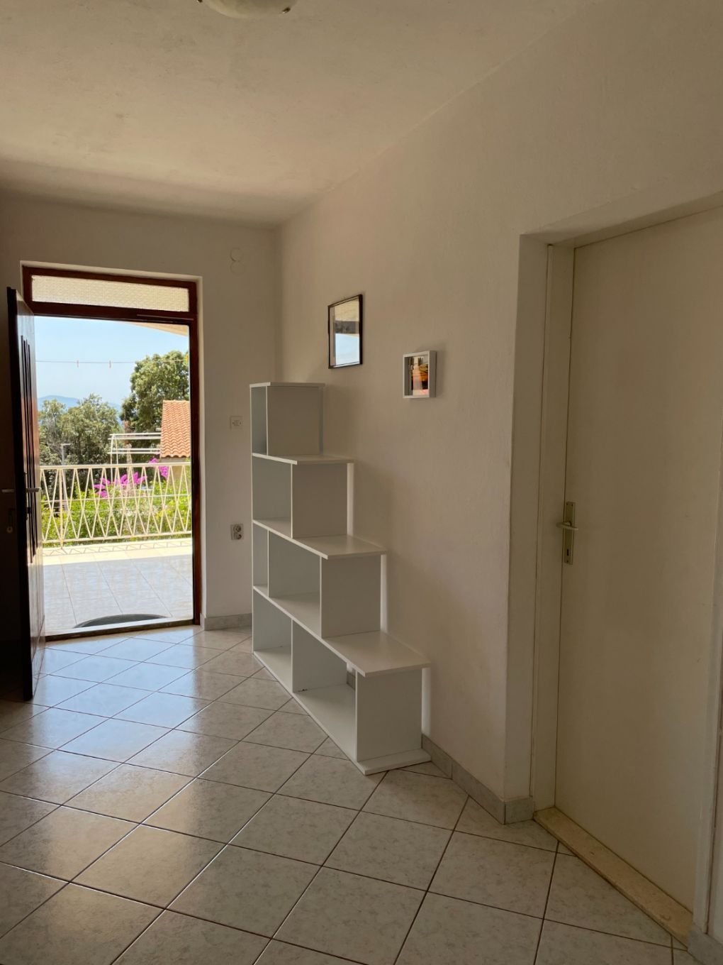 Apartments Ivan 10427-A1