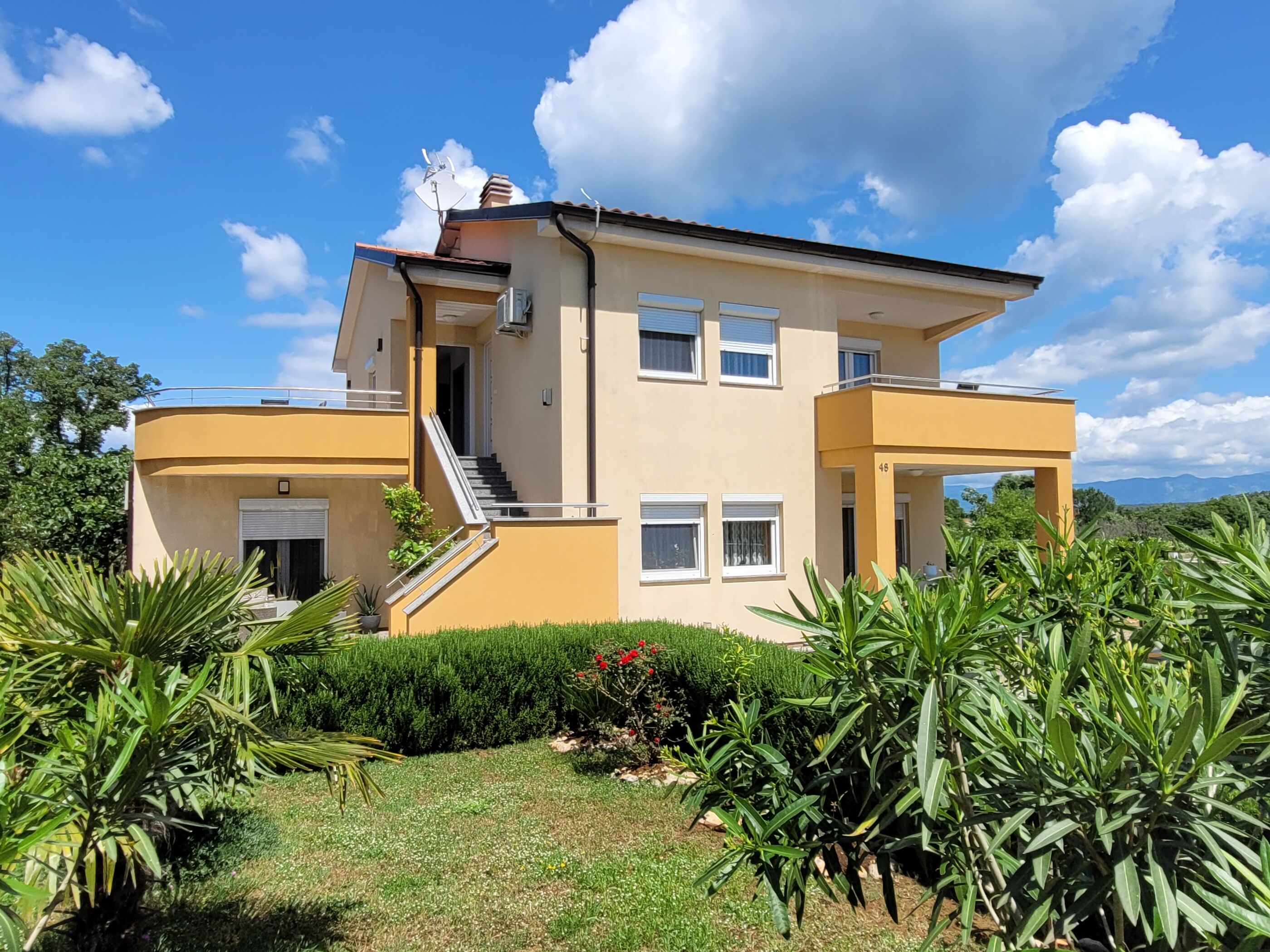 Apartments Dani A1