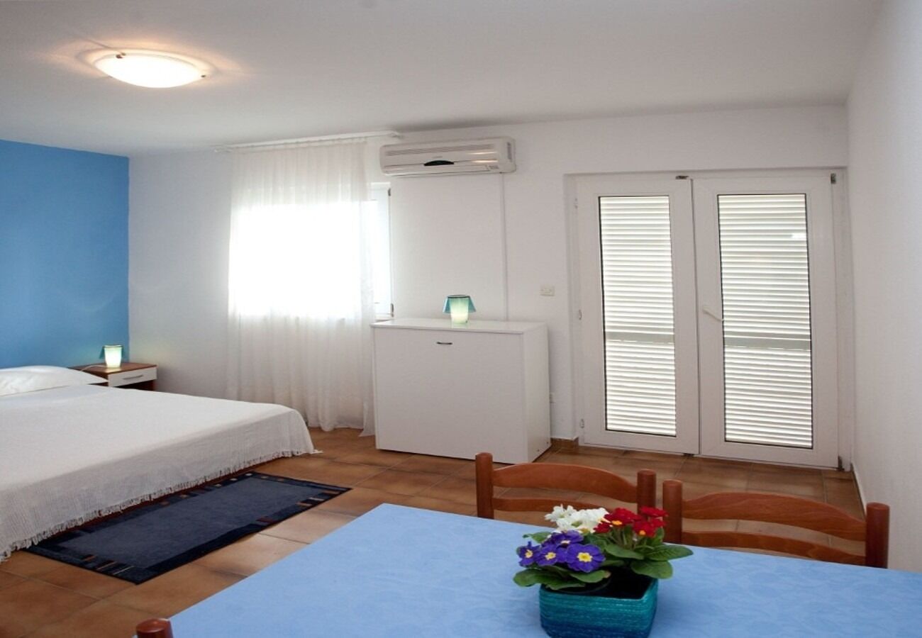 Apartments Filip 104211-A2