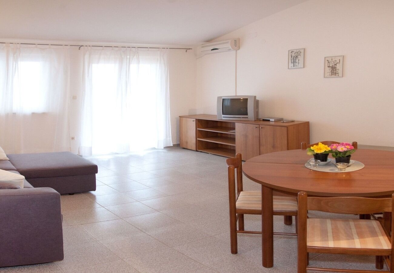 Apartments Filip 104211-A3