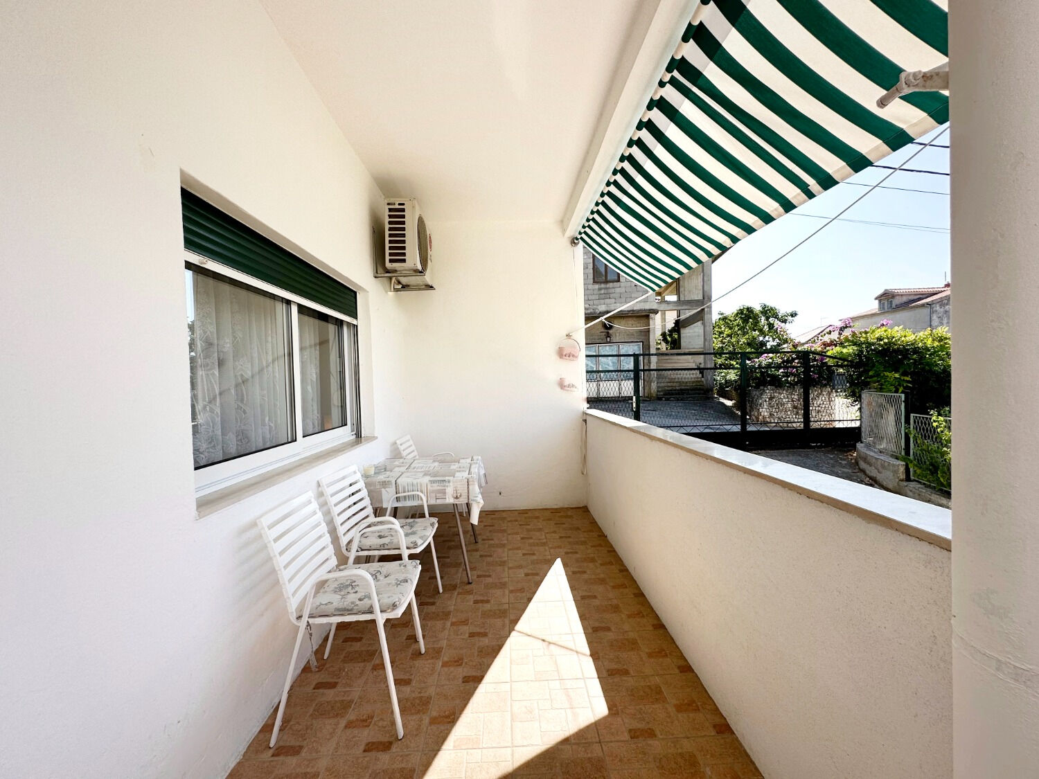 Apartments Kaza 104231-A1