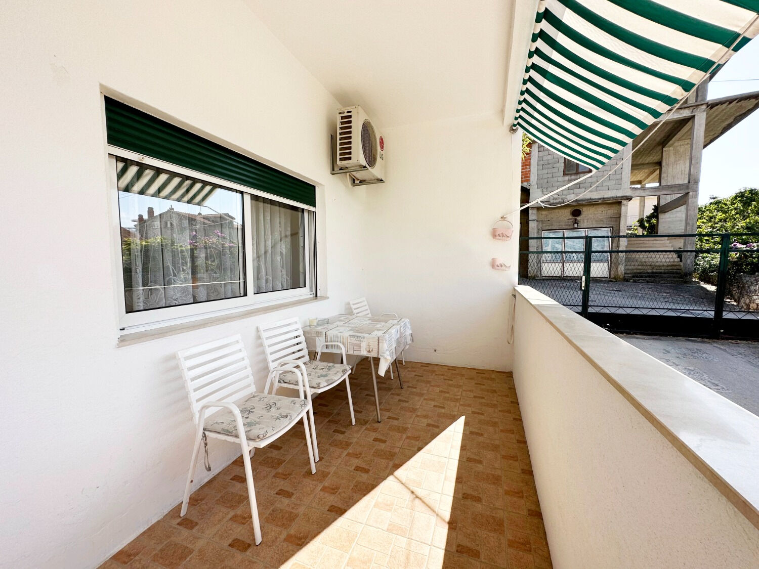 Apartments Kaza 104231-A1