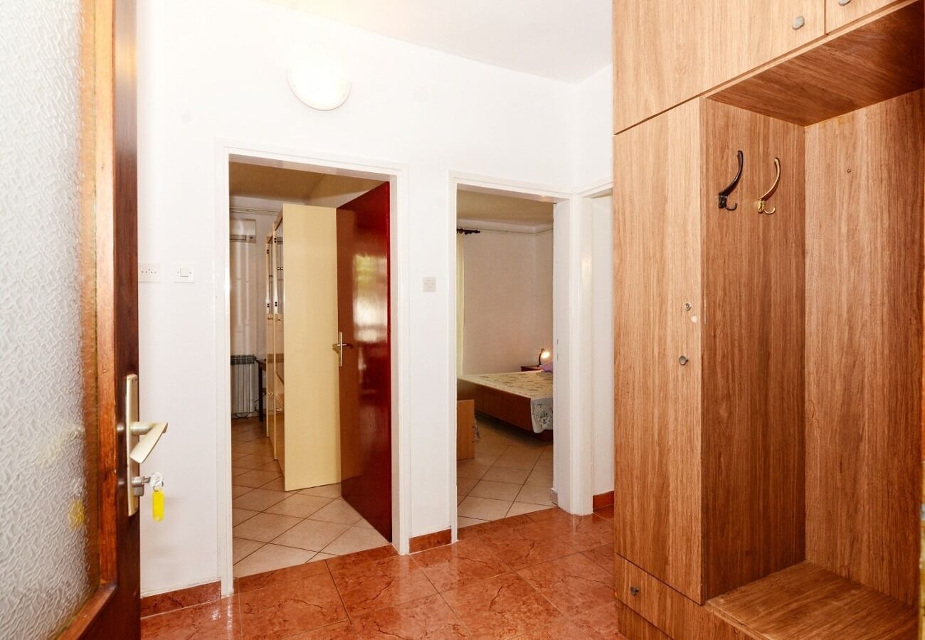 Apartments Snježa 104261-A1