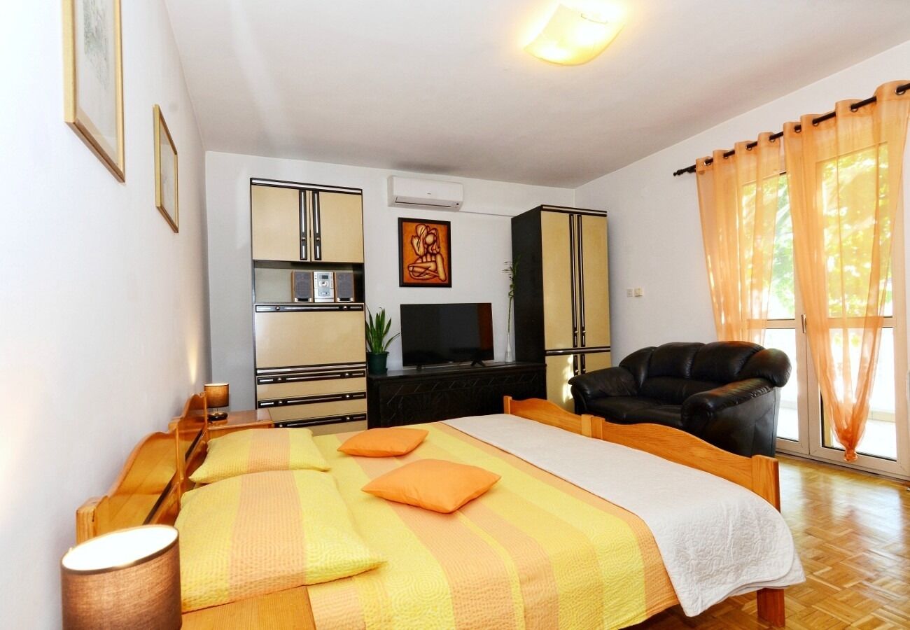 Apartments Snježa 104261-A2