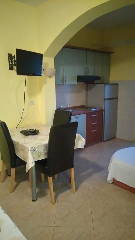Apartments Pool 104271-A2