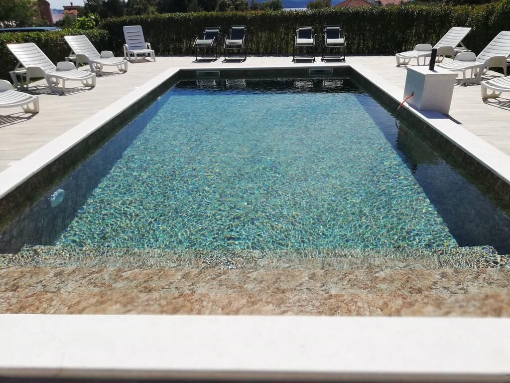 Apartments Pool 104271-A2
