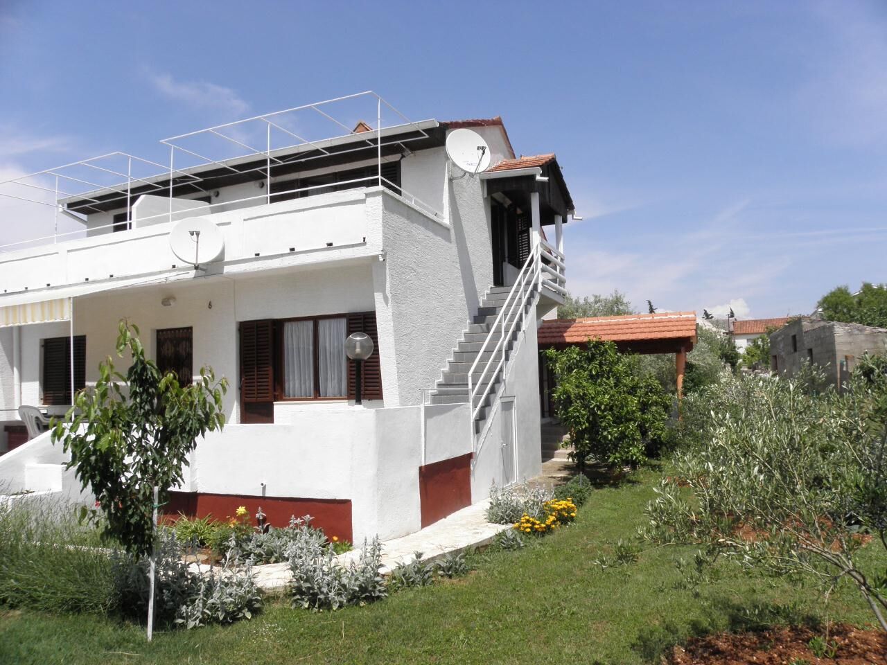 Apartments Kuce 10442-A2