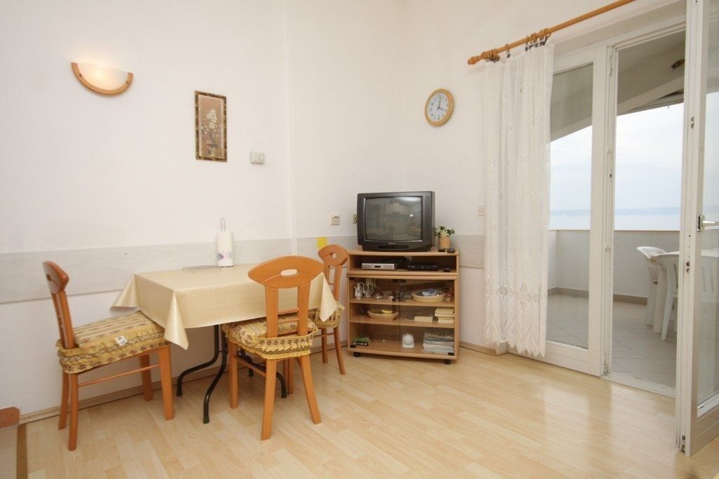 Apartments Kostarina 10443-A2