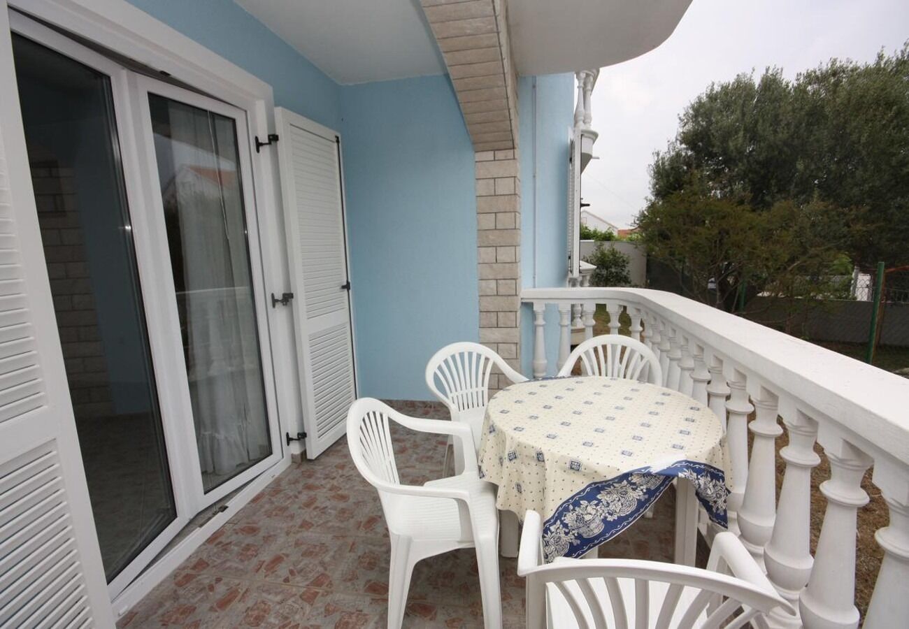 Apartments Vese 10447-A1