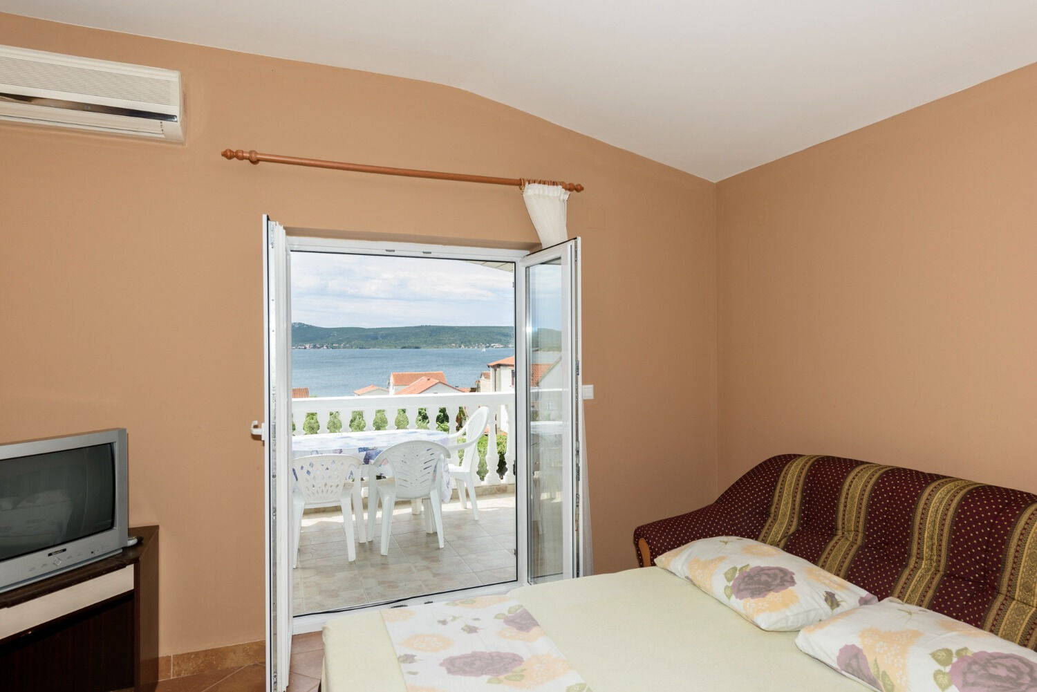 Apartments Vese 10447-A3