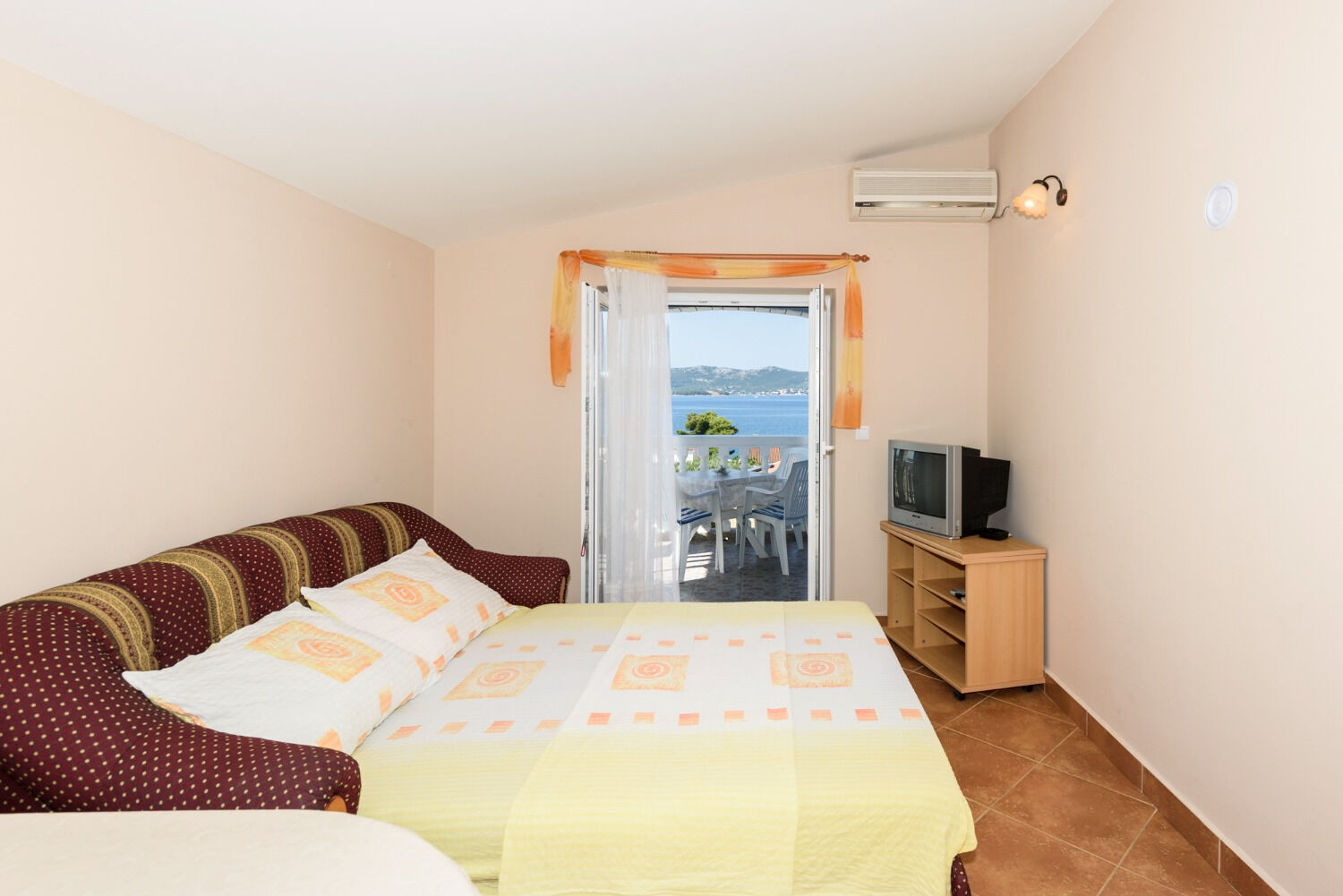 Apartments Vese 10447-A4