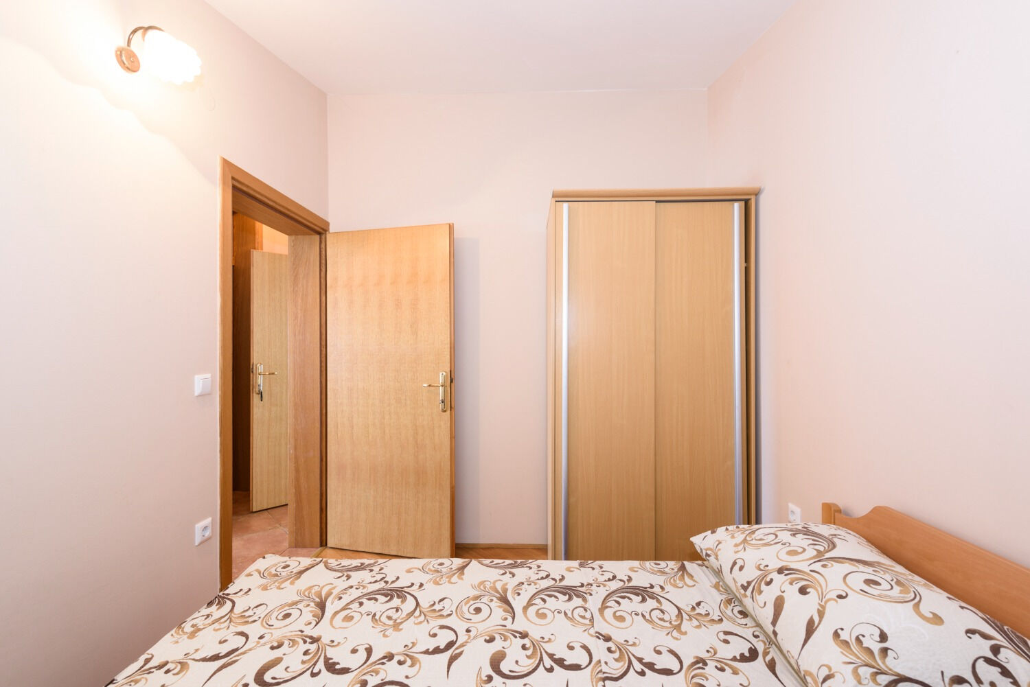 Apartments Vese 10447-A4