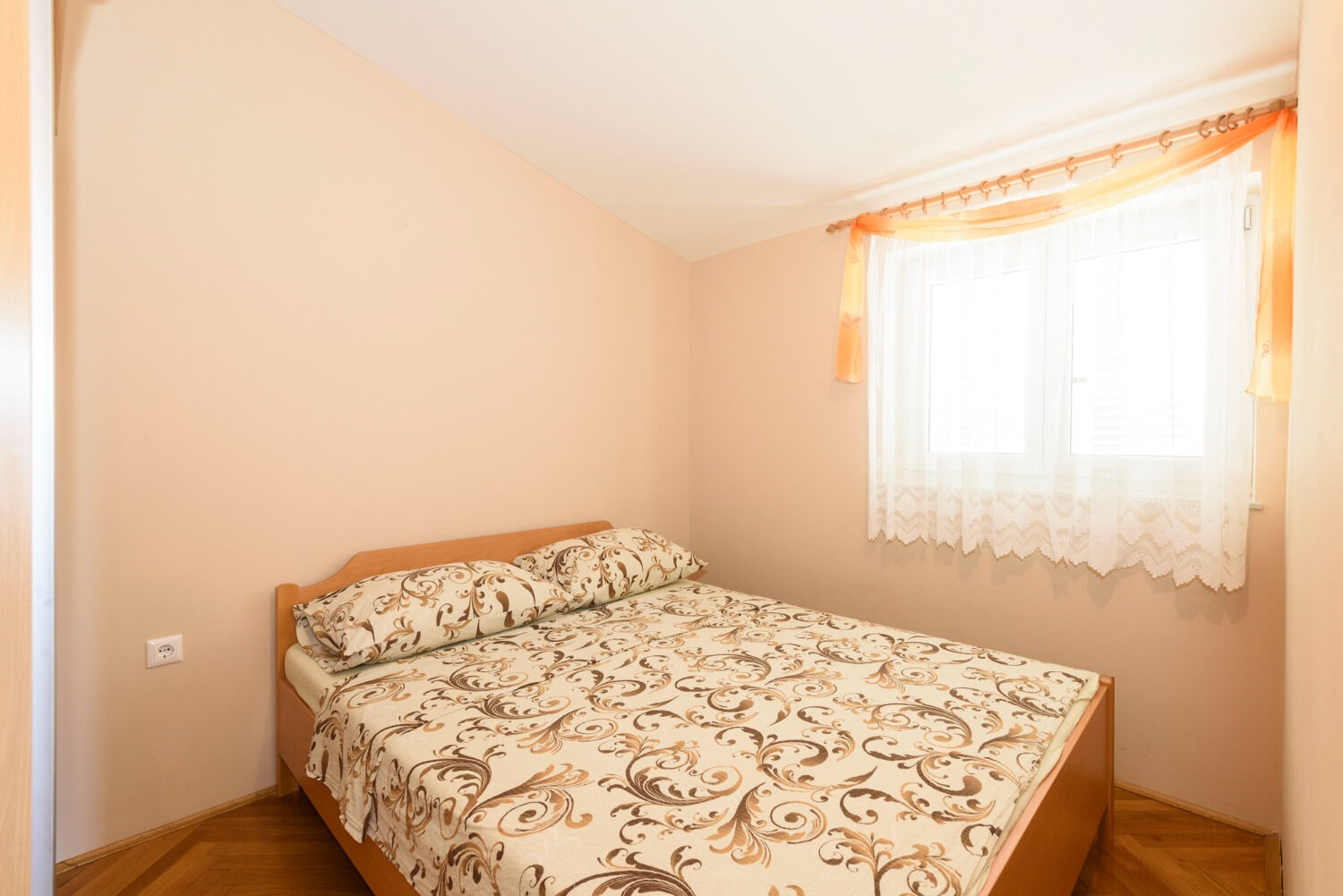 Apartments Vese 10447-A4