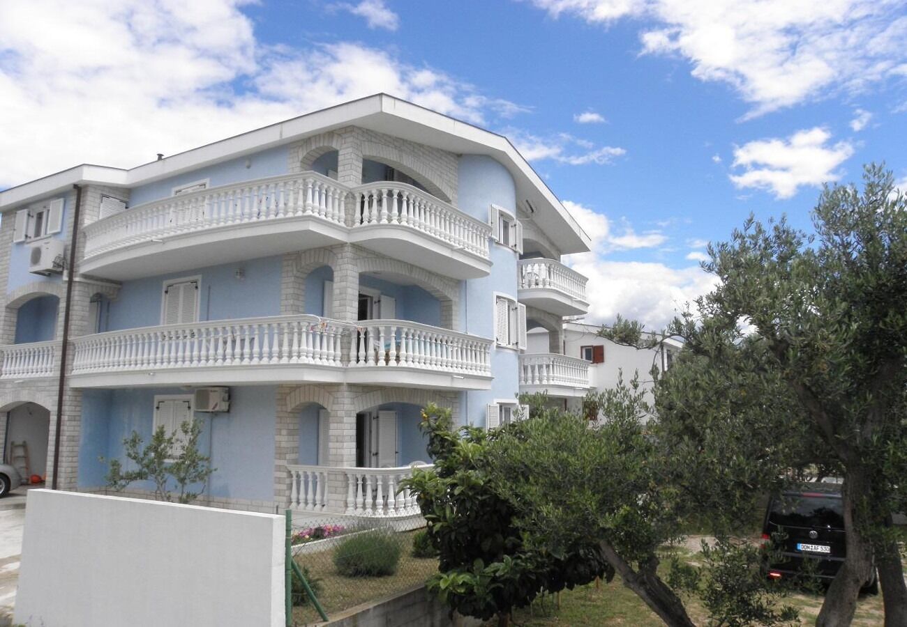 Apartments Vese 10447-A2