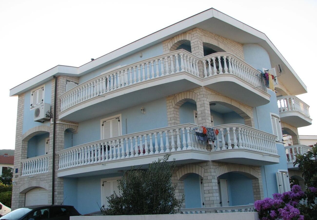 Apartments Vese 10447-A2