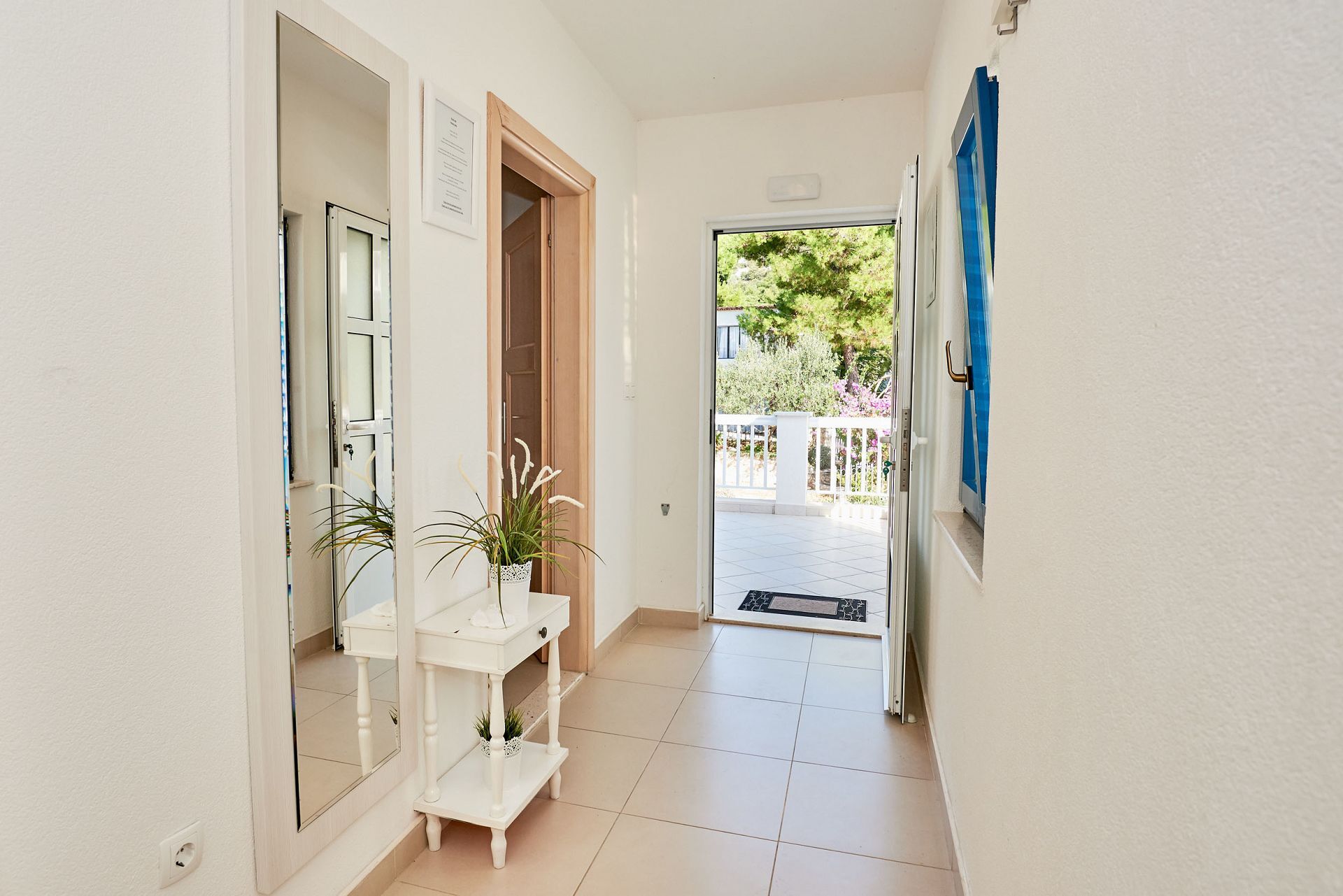 Apartments Sea front 10449-A1