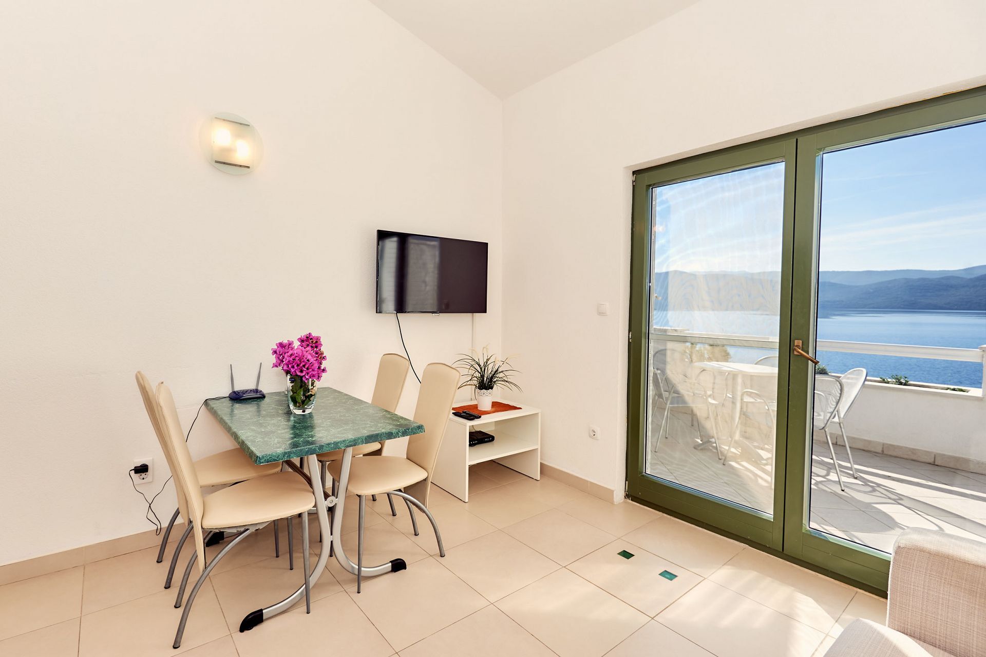 Apartments Sea front 10449-A3