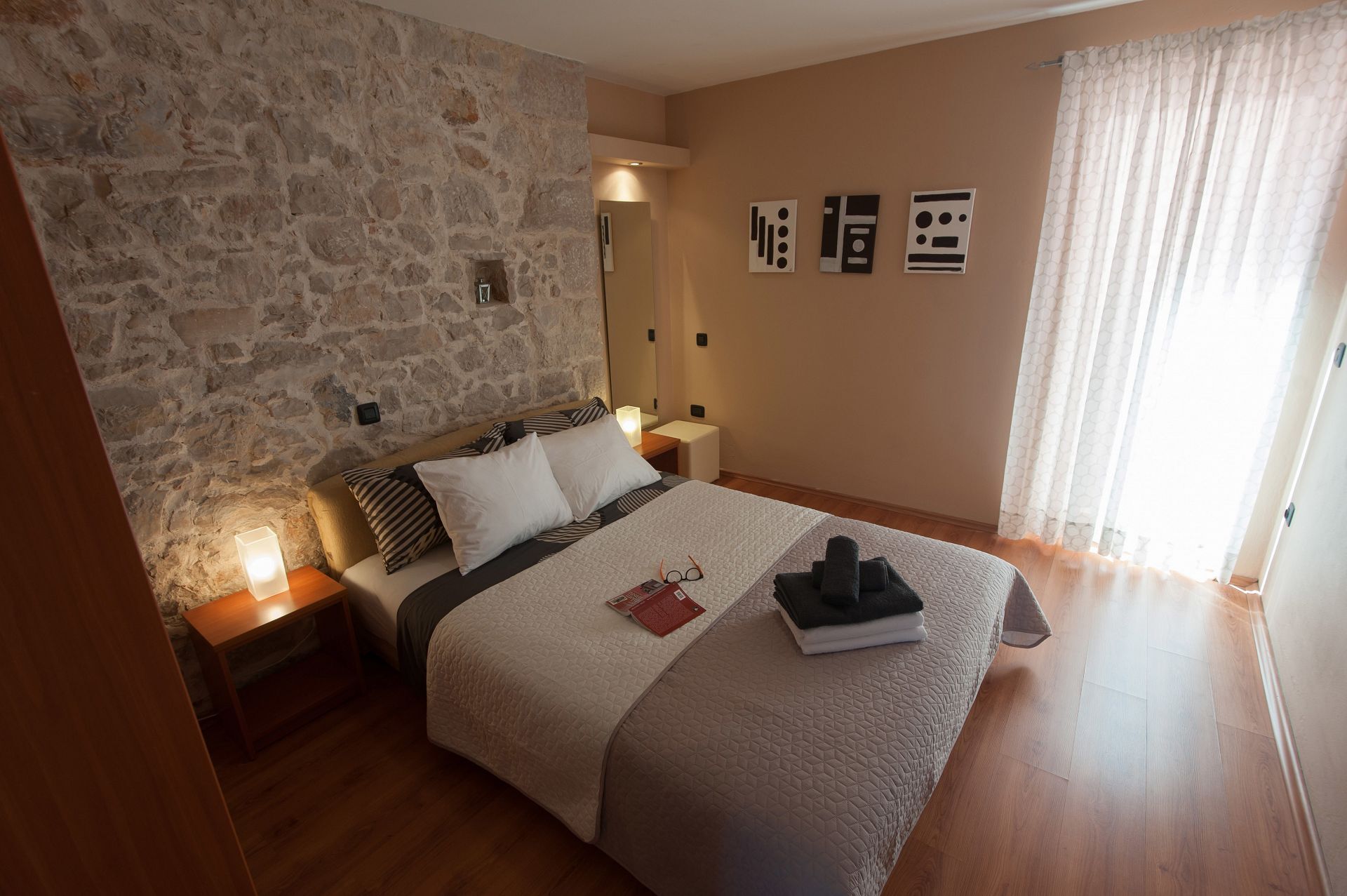 Apartments Ivan 104411-A1