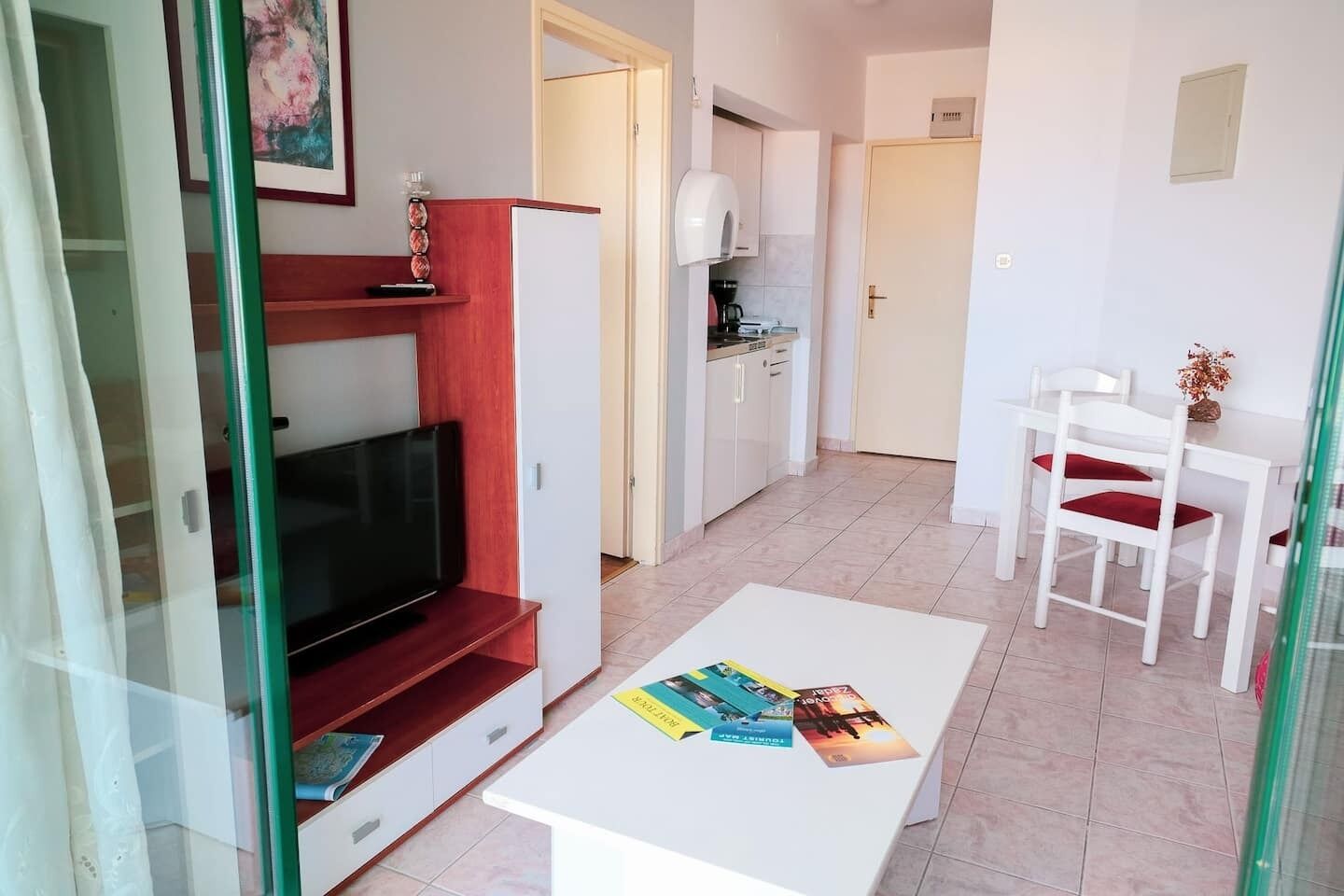 Apartments Novis 104421-A1