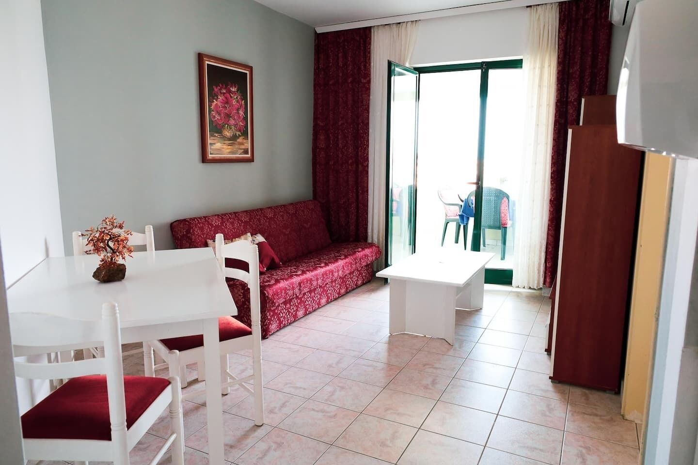 Apartments Novis 104421-A1